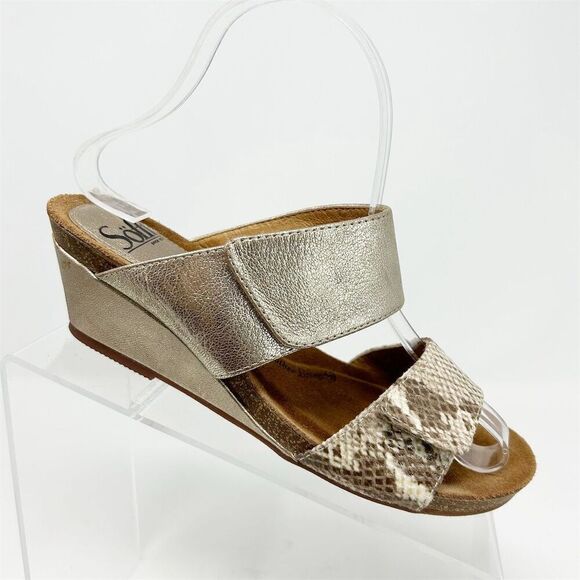 Söfft Women's Gold Metallic Snake Print Wedge Strappy Sandals Size 7 Summer - Picture 1 of 11